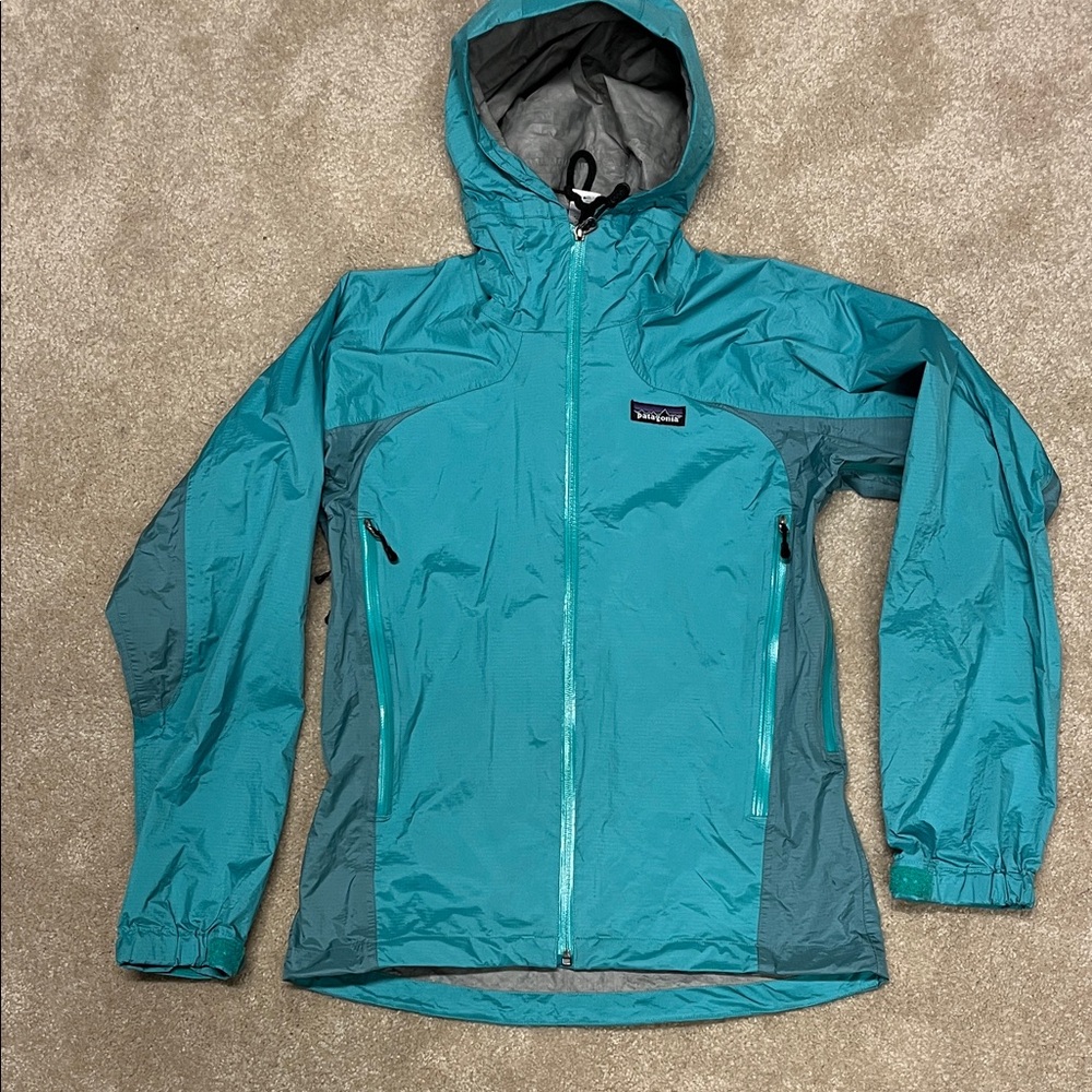 Patagonia Women's Green Rain Jacket, XS